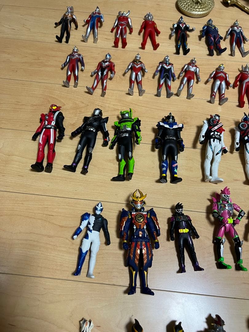 ウルトラマンソフビ、ガメラ、キングギドラ、バルタン星人カネゴン（レトロ）1989