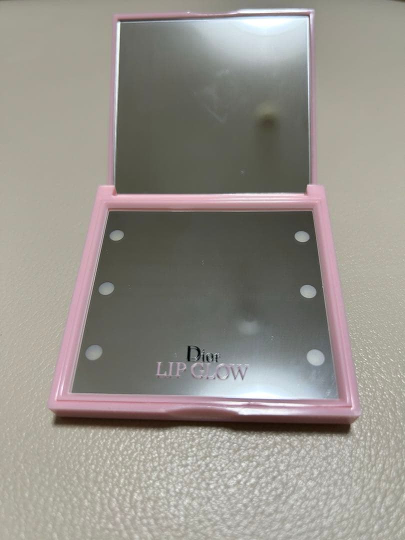 【新品未使用】★レア★Dior LIP GLOW コンパクト女優ミラー ピンク