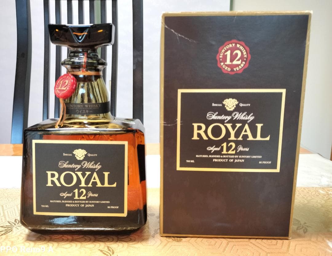 【新品未開封】サントリーウイスキー １２年　クレスト　ローヤル
