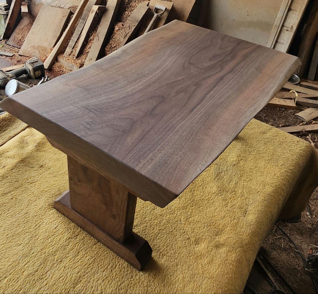 ウォールナット　一枚板　ローテーブル　ダイニング　テーブル　リビング　おしゃれ