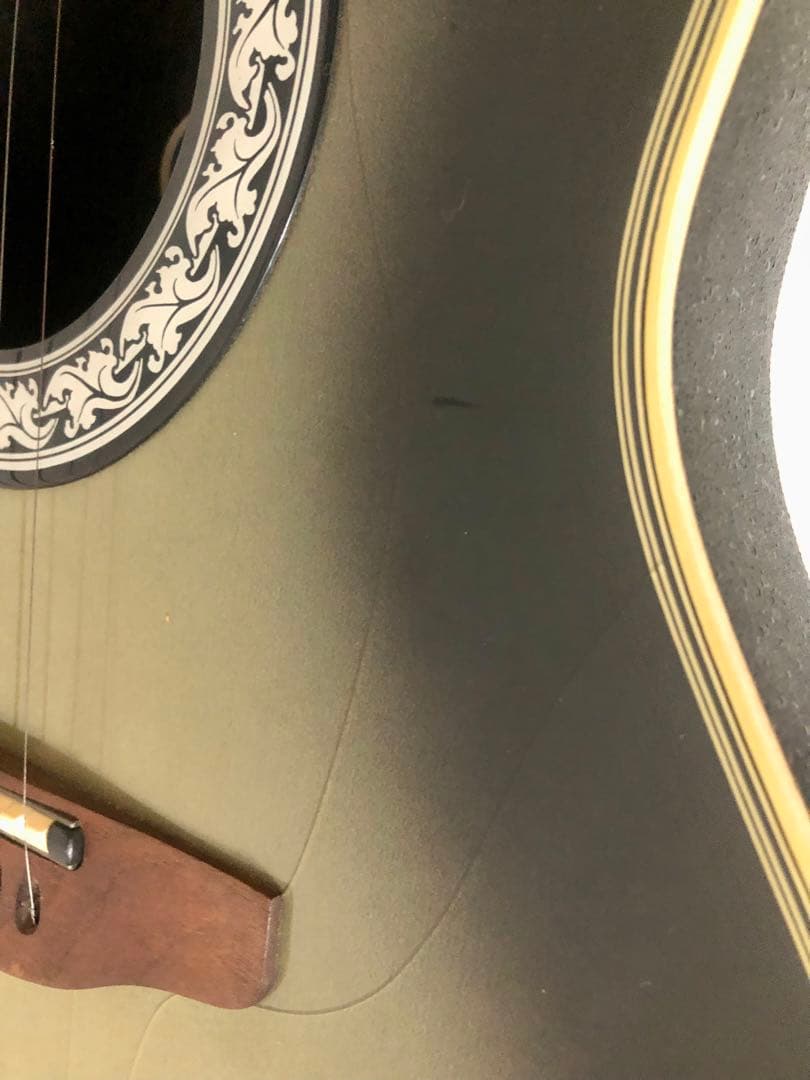 OvationエレアコギターULTRA Series MODEL No.1528