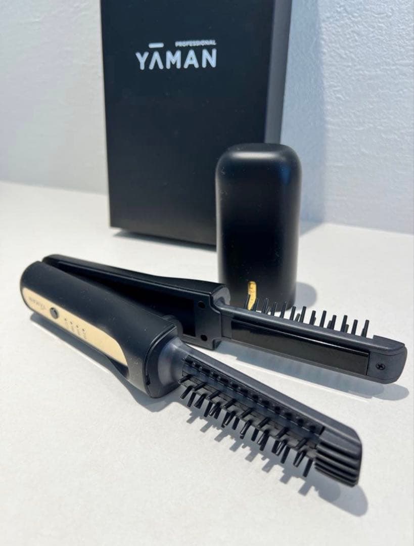 ヤーマン ヴェーダへアボリューマー　持ち運び用 ストレートアイロン　ヘアカーラー