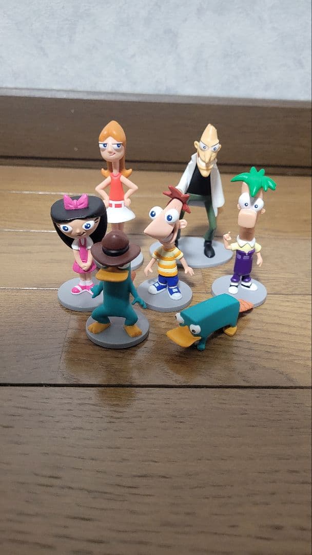 Disney フィニアスとファーブ フィギュアセット　レア　カモノハシペリー
