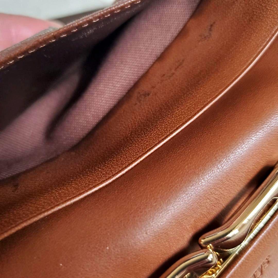 バーバリー BURBERRY 折り財布 ミドル がま口 極美品 レザー ブラウン