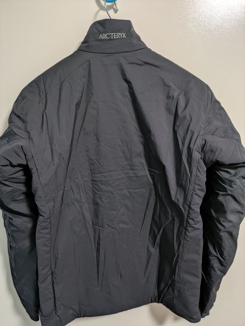 ジャケット・アウター ARC'TERYX ATOM SV JACKET Black M 2025