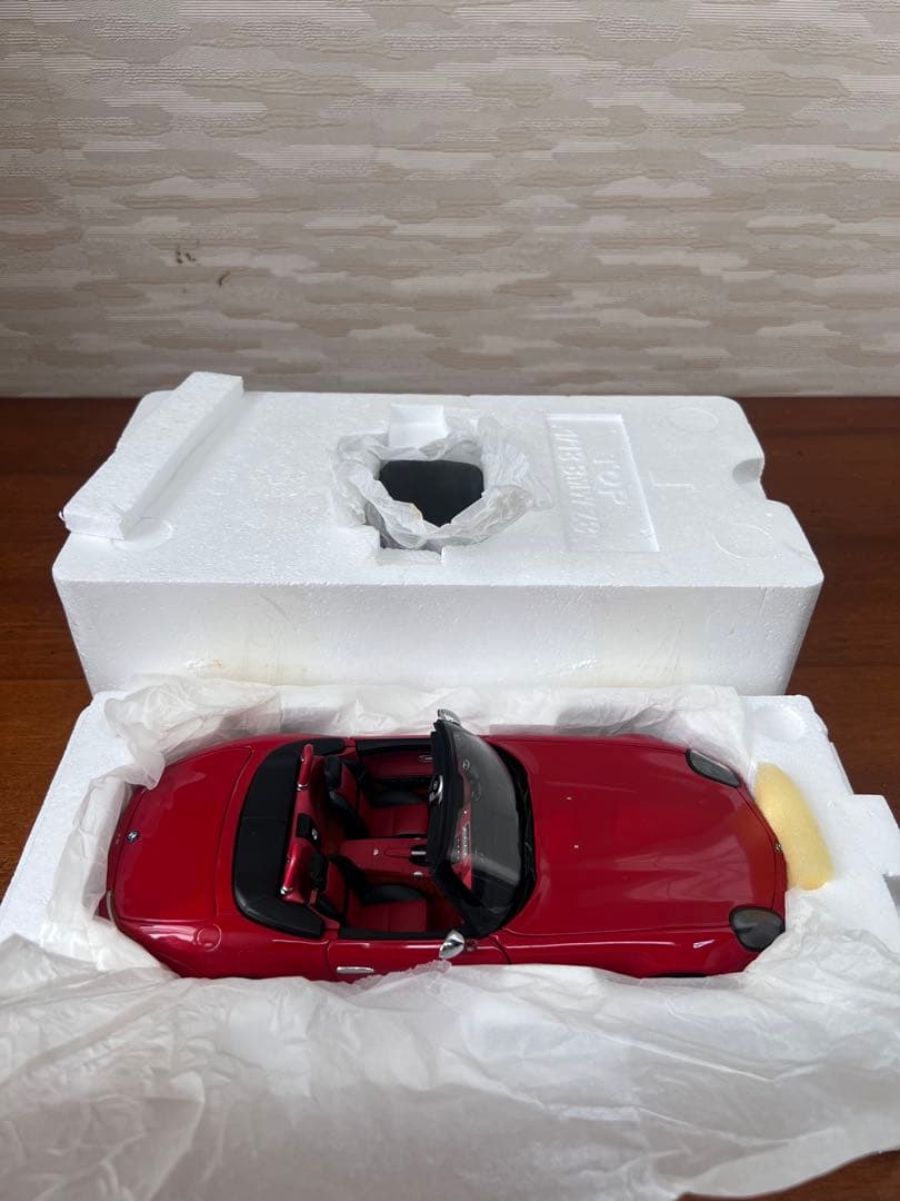 No520 ミニカー1/18 KYOSHO BMW Z8 Roadstar