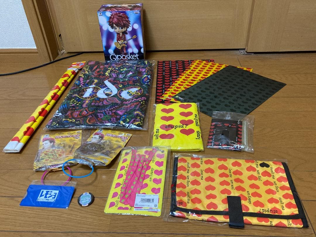 hide (X JAPAN) タオル、キーホルダー、フィギア 等グッズセット