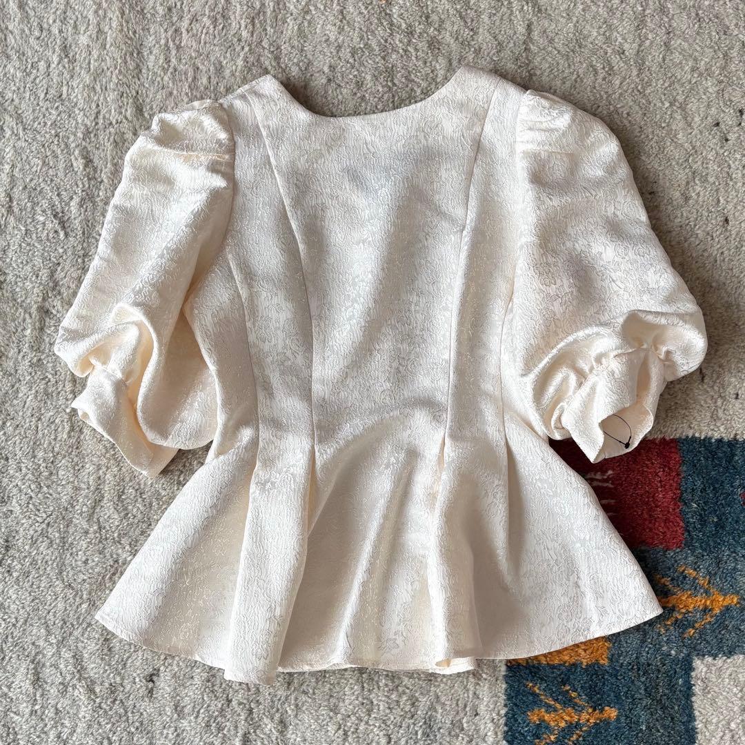 新品　etoll. フラワージャガードセットアップドレス ペプラム　スカート