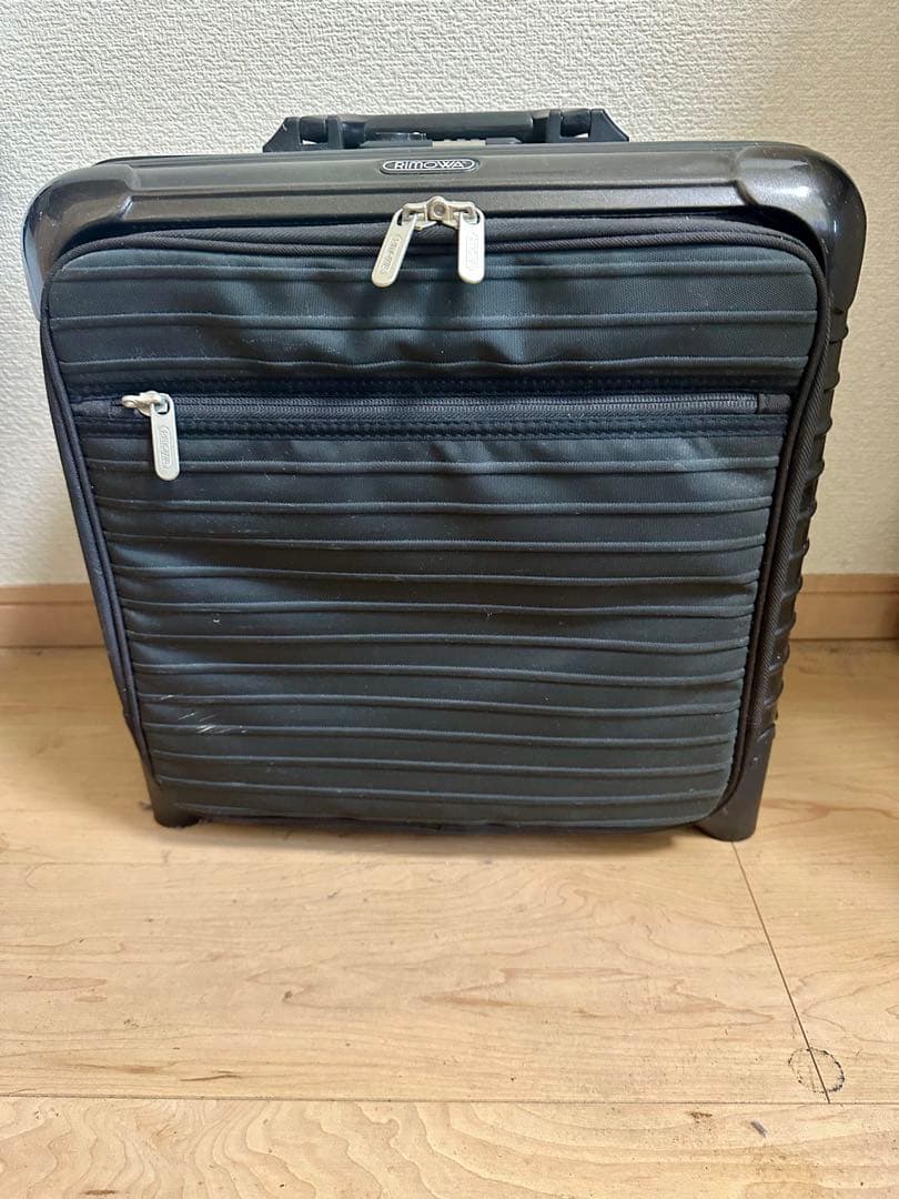 リモワ キャリーケース