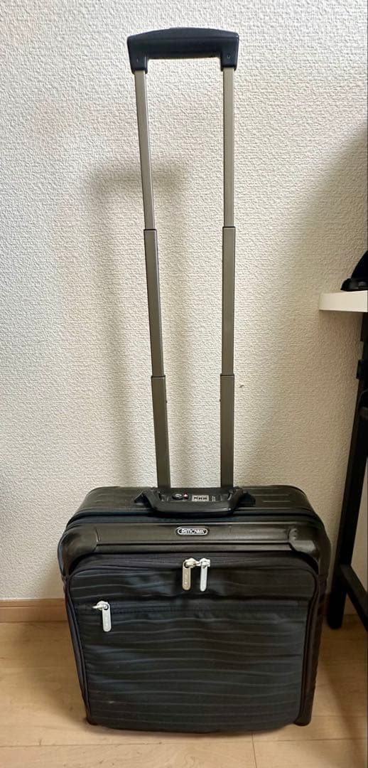 リモワ キャリーケース