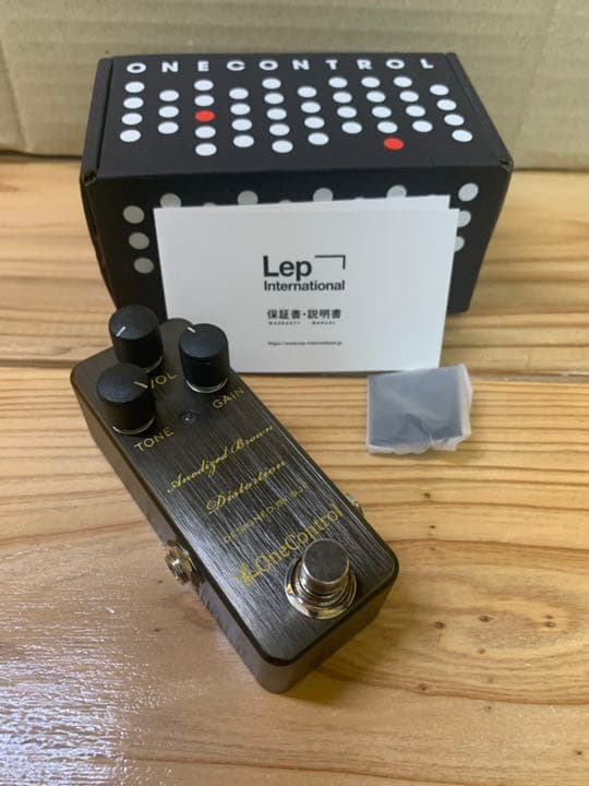 One Control　Anodized Brown Distortion