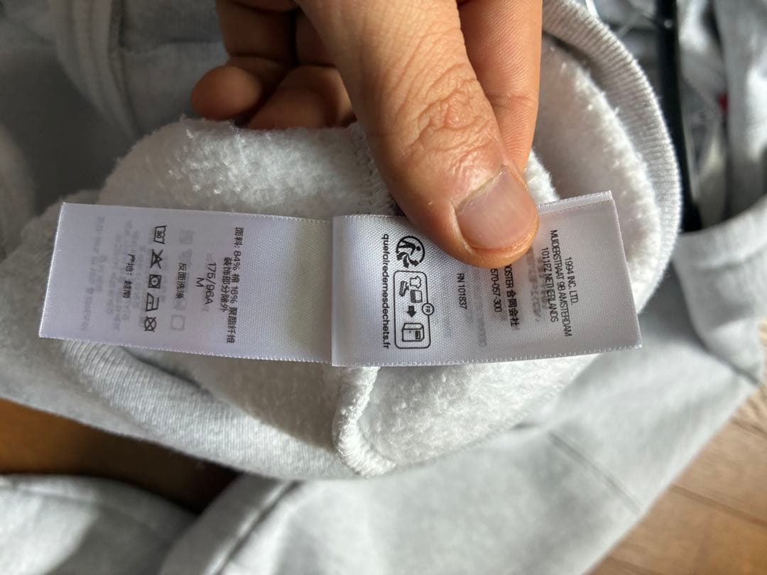 シュプリーム　パーカー　M