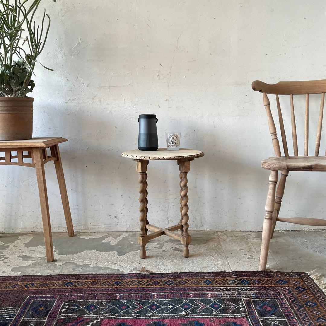 ビンテージ　サイドテーブル　ベッドサイドテーブル　花台　剥離