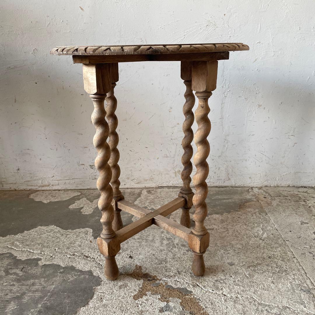 ビンテージ　サイドテーブル　ベッドサイドテーブル　花台　剥離