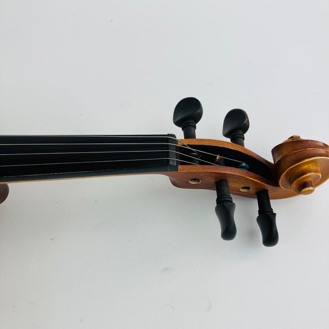 美品 ハルシュタット V-12 4/4 バイオリン 弓2本付き セミハードケース