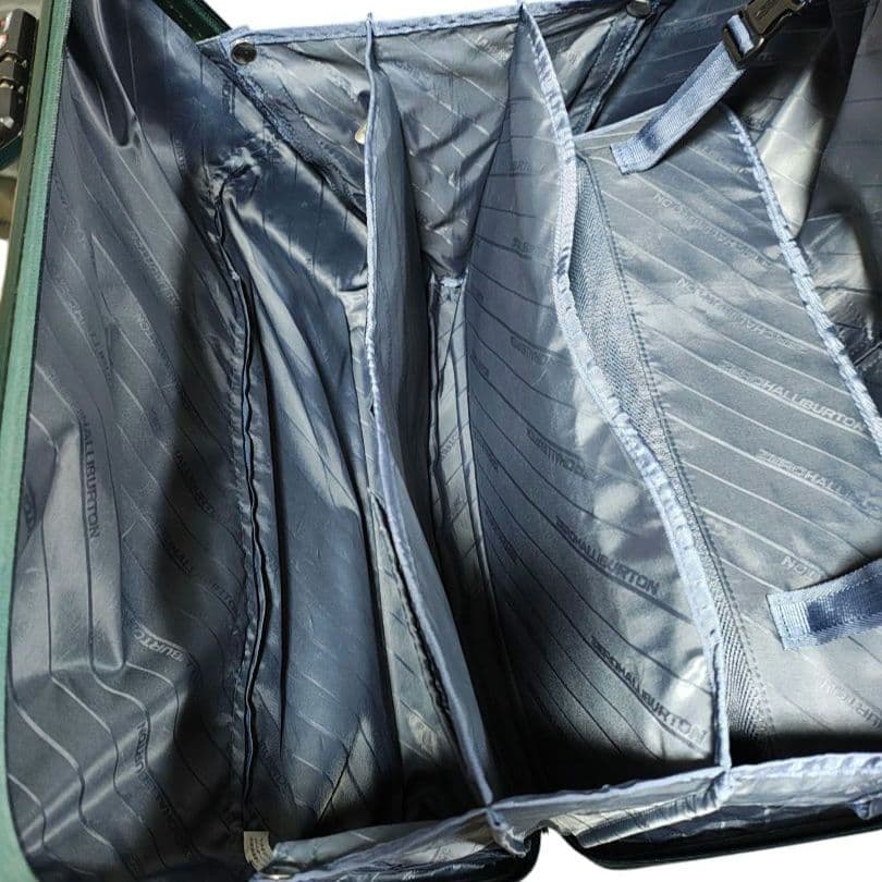 ★希少廃盤★ZERO HALLIBURTON 2輪キャリーケース　ダークグリーン