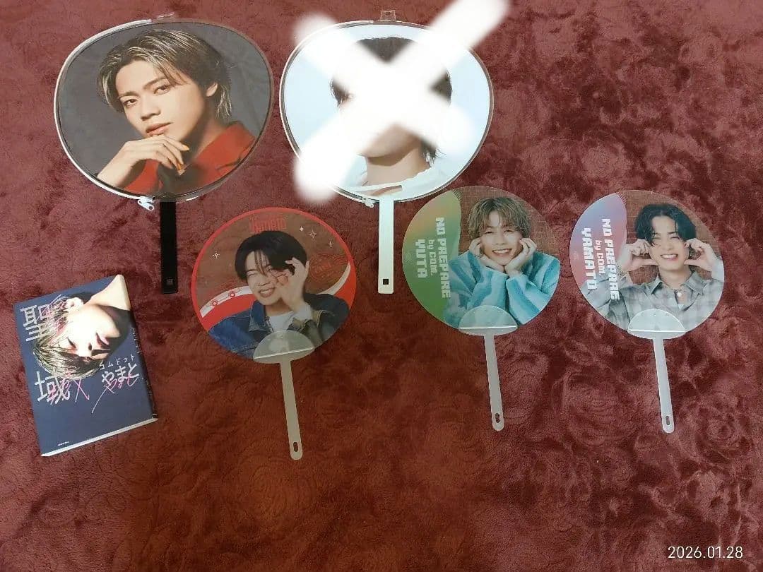 コムドット グッズ