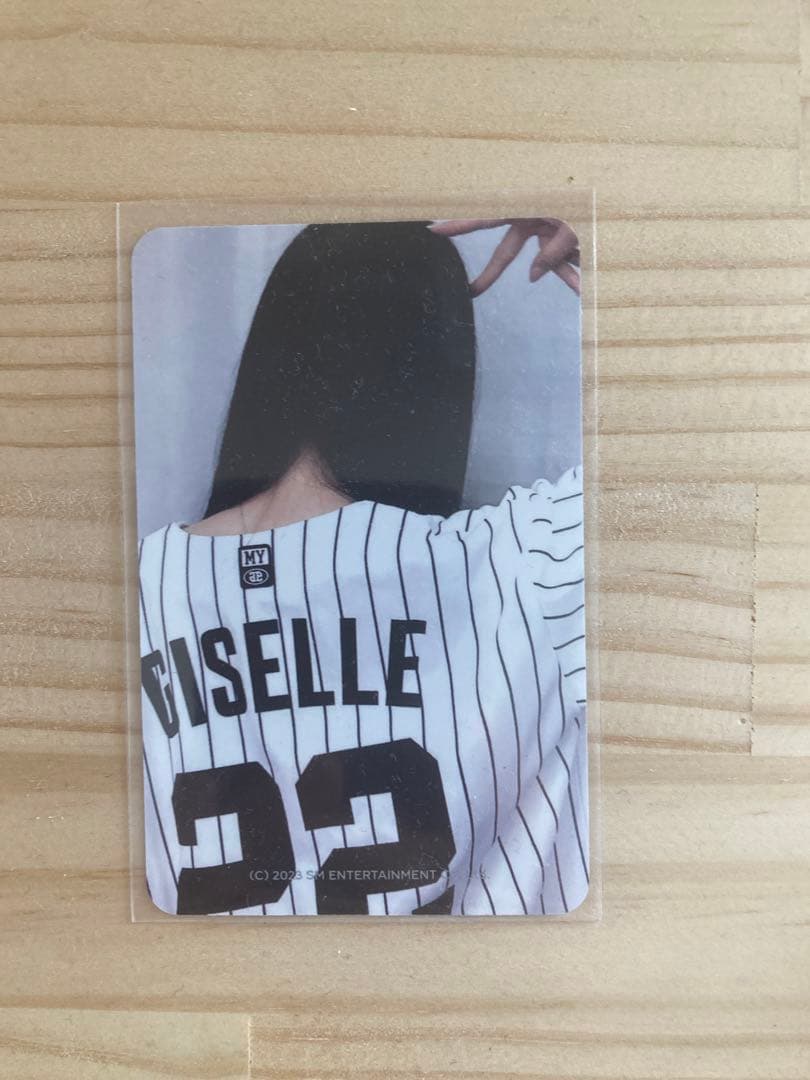 aespaジゼル　野球ユニフォーム　トレカ付き