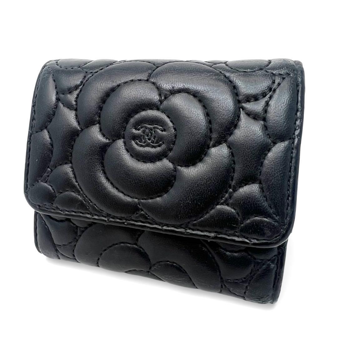 CHANEL シャネル カメリア エンボス 三つ折り財布 コンパクトウォレット