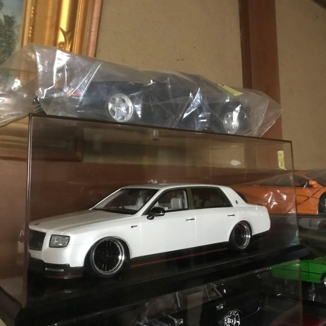 センチュリーホワイト セダン ミニカー ブラックホイール　ジャンク品