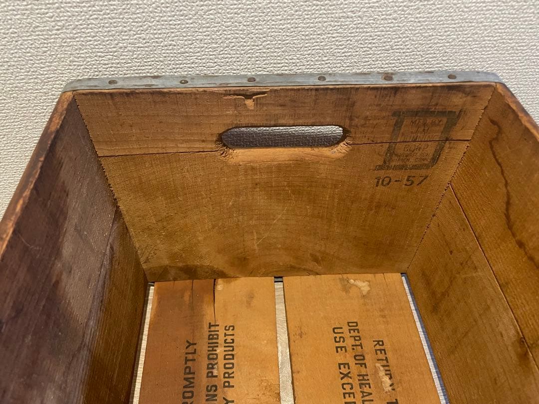 Sealtest ビンテージ　木箱　什器　看板　インダストリアル