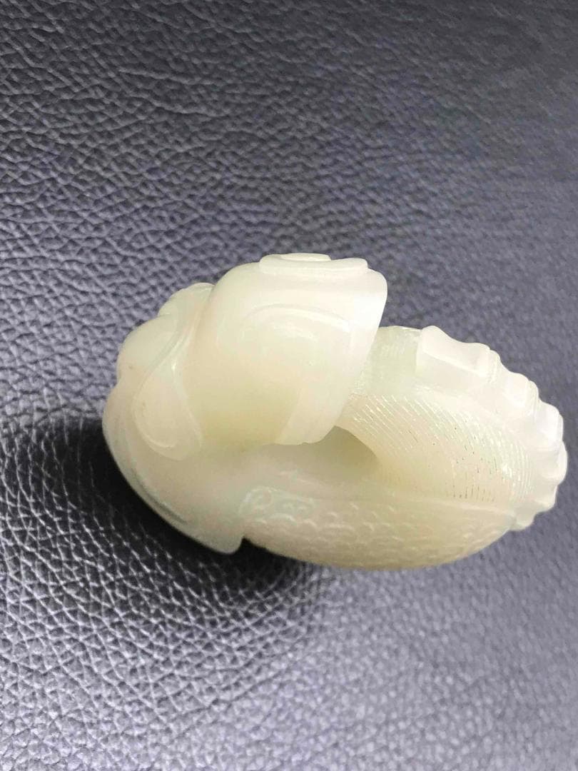 清時代　和田玉 玉佩　紅山文化風　古玉猪龍佩　稀品　和田玉彫り(F-64)