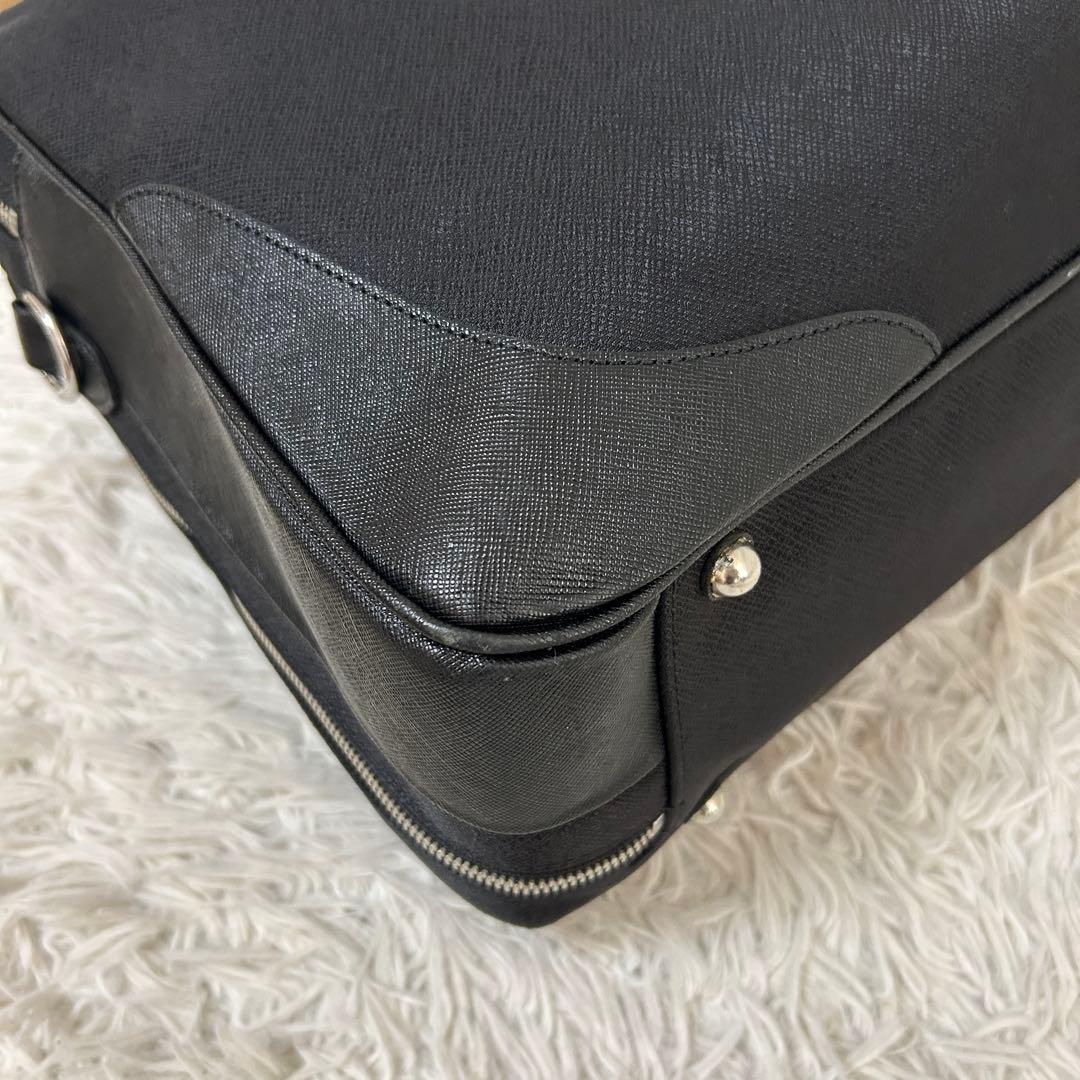 ⭐️極美品⭐️2室 ペッレモルビダ キャピターノ ビジネスバッグ メンズ ブラック