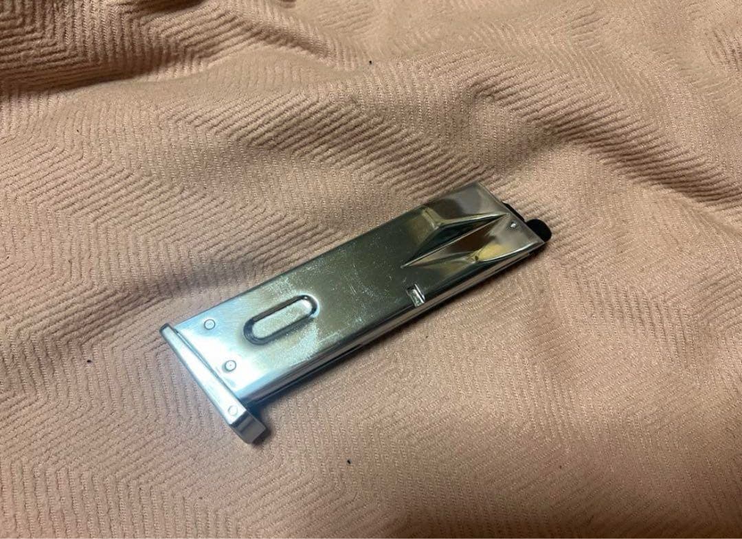 東京マルイ ガスブローバック M92F クロームステンレス　ガスガン