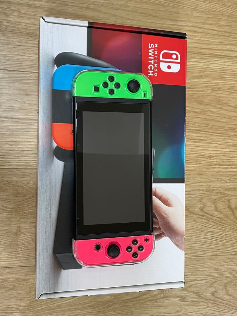 ま*み様 NintendoSwitch 本体 スプラトゥーン　今なら年内即時配送