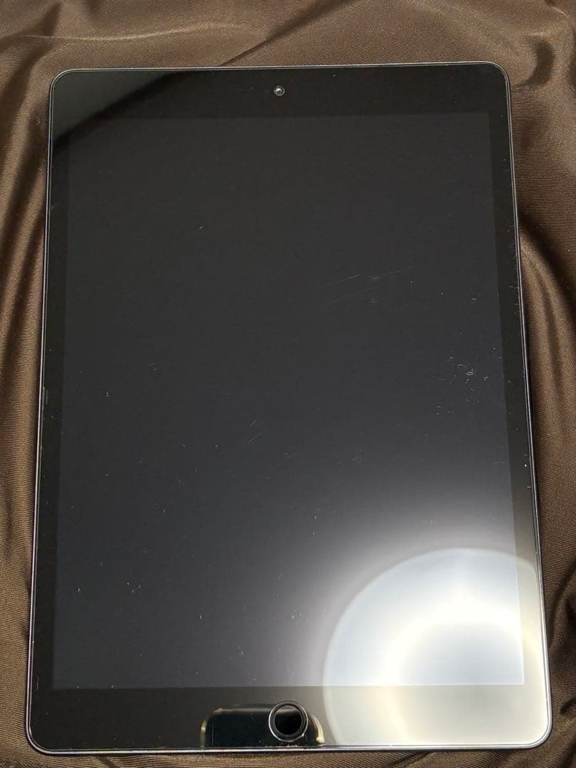 iPad 第8世代 32GB バッテリー89% スペースグレー