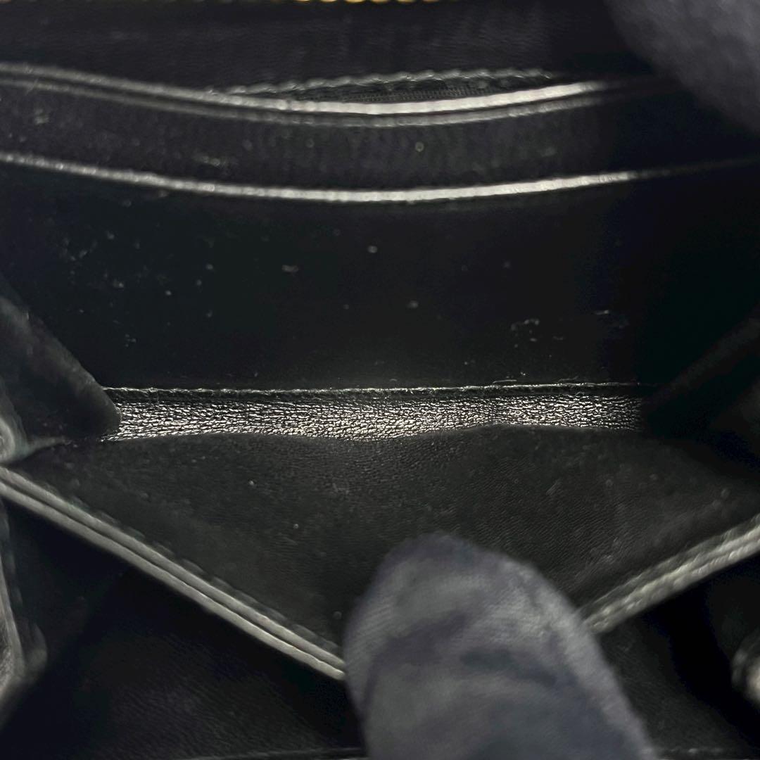 希少✨ミュウミュウ ケース ファスナー マトラッセ ロゴ金具 ブラック