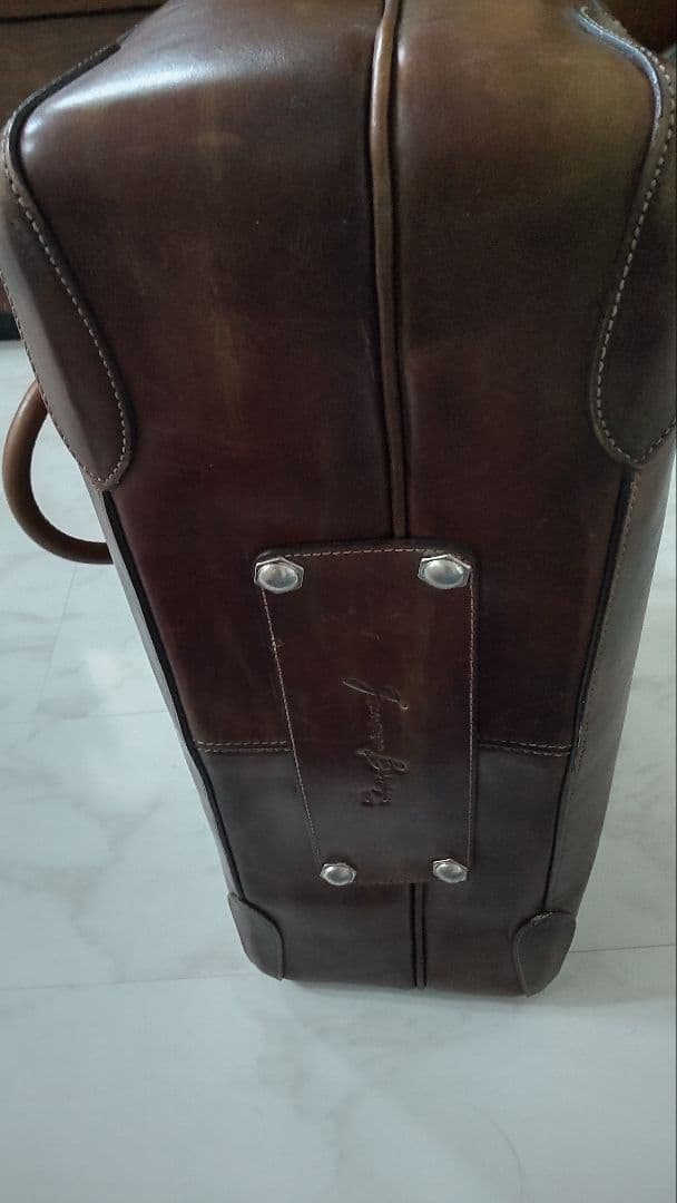 フランチェスコベニーニョ レザー ブリーフケース ブラウン 2室