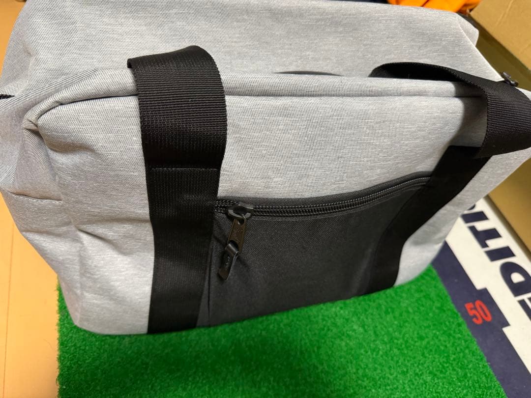 Jones ボストンバッグ グレー ブラック　ほぼ未使用品　ゴルフバッグ