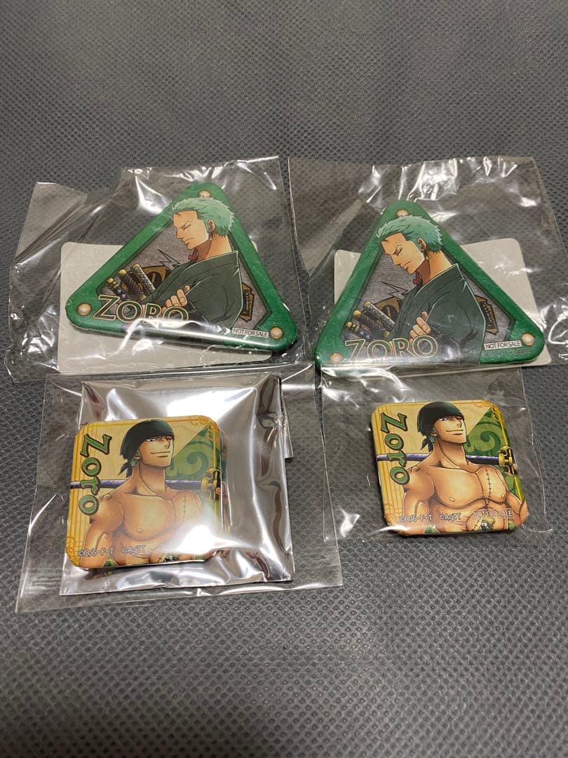 東京ワンピースタワー ロロノア・ゾロ トンガリ缶バッジセット①