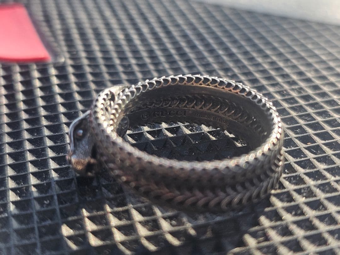 GUCCIスネークデザイン シルバーリング