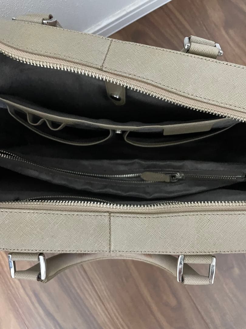 PELLE MORBIDA(ペッレ モルビダ)ビジネスバッグ