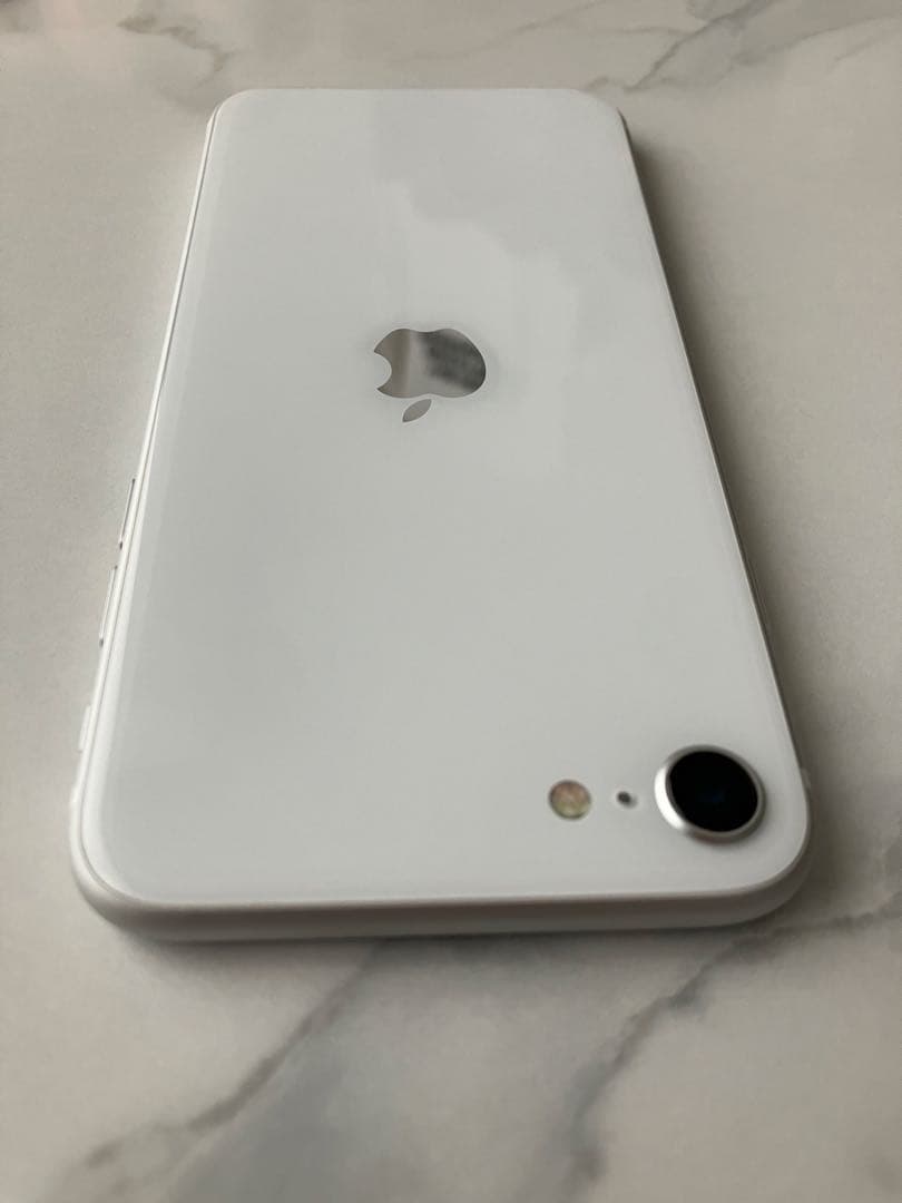 【美品】 iPhone SE 第2世代 SE2 64GB 本体