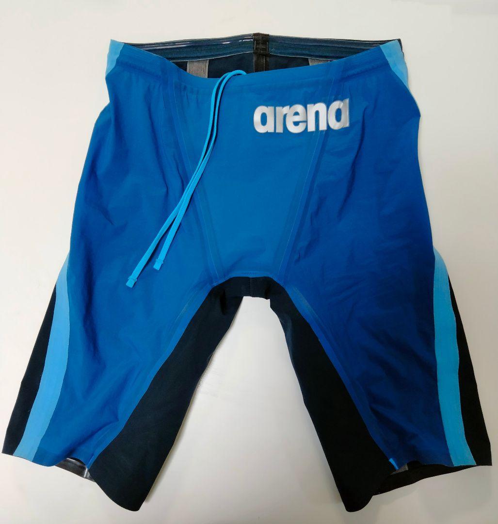 アリーナ高速水着