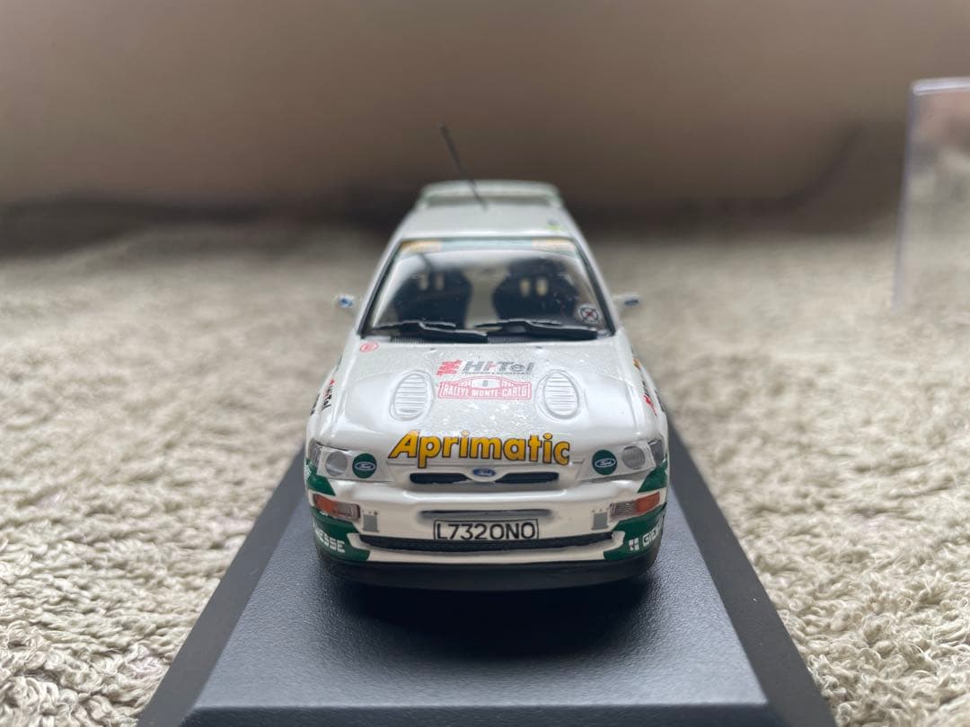 フォード　1994　Escort RS Cosworth ミニチャンプス1/43