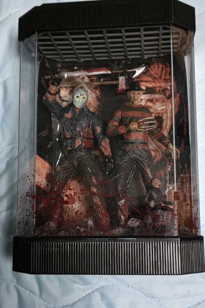 マクファーレントイズ　ムービーマニアックス　ジェイソンVSフレディ　フィギュア