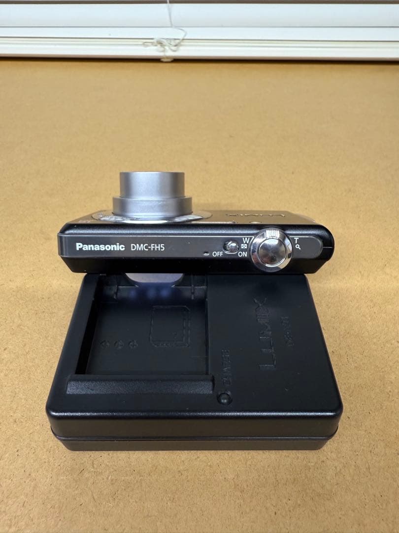 パナソニックLUMIX DMC-FH5コンパクトデジタルカメラ 16メガ 動画