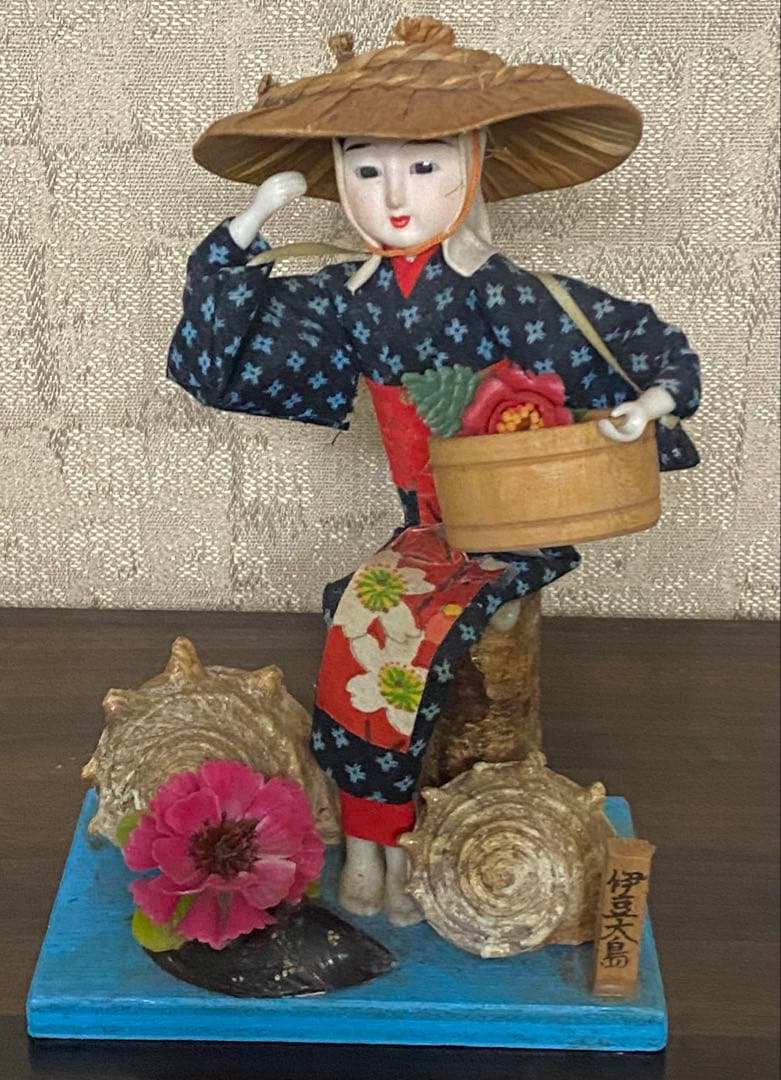 伊豆大島　貝殻　海女人形　昭和レトロ　アンティーク 希少品