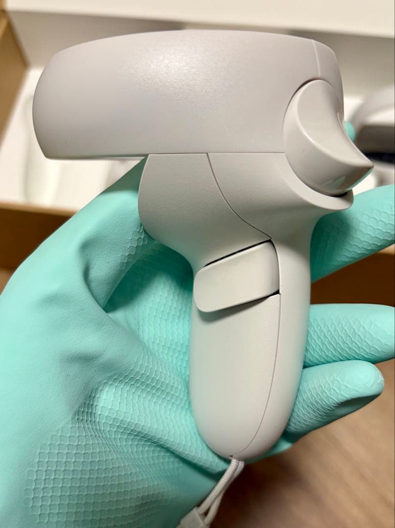 み*る様 【A品】  Quest2 64GB  動作確認済