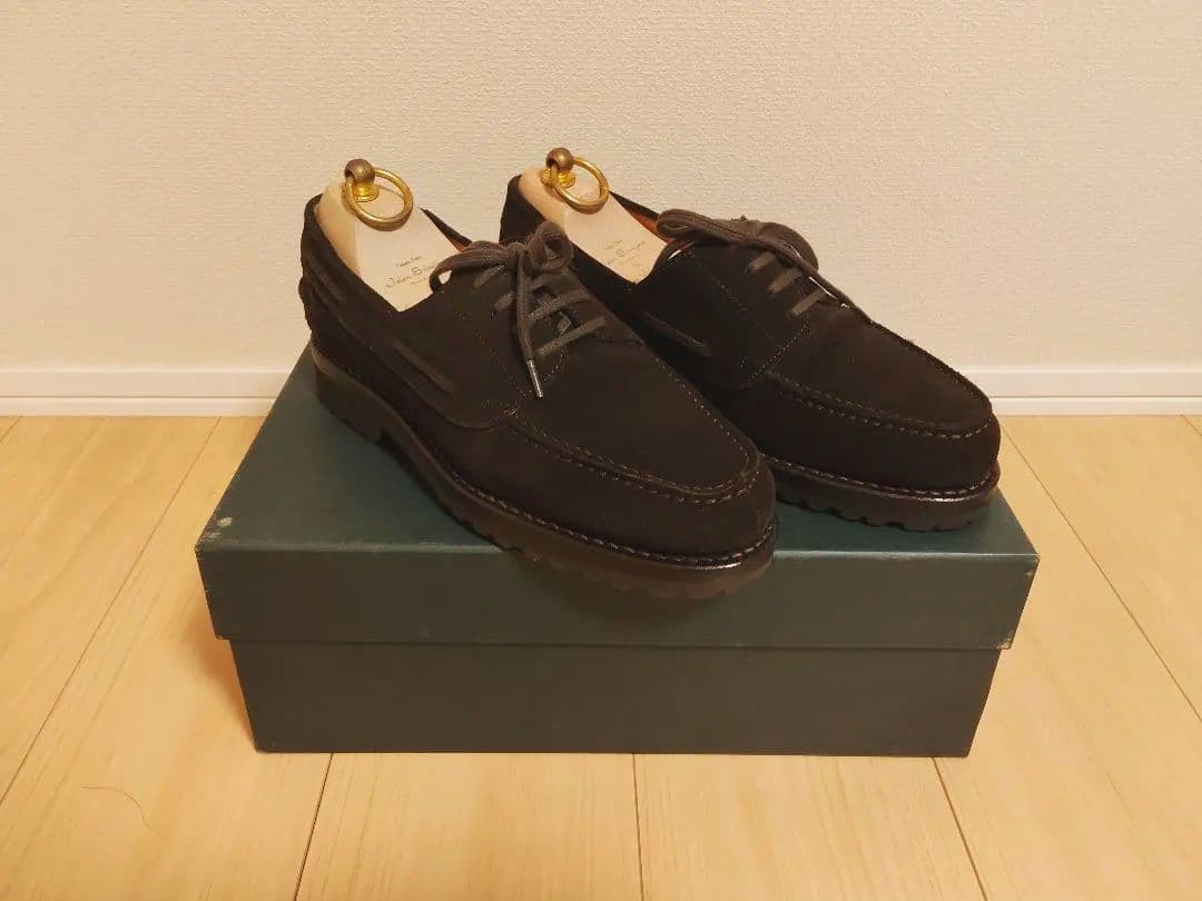 ジャランスリウァヤ　スウェードモカシンシューズ