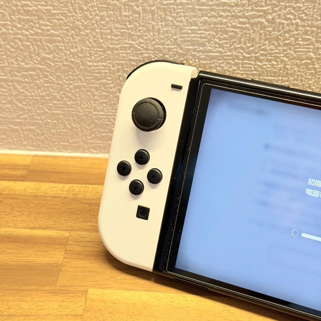 Nintendo Switch本体 有機ELモデル ホワイト ＋ ジョイコン