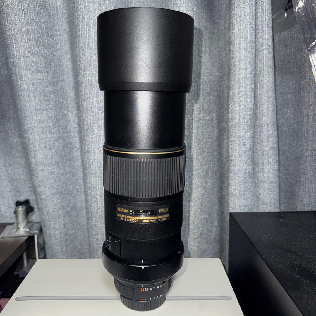 Nikon AF-S 300m F4 D ED 単焦点レンズ