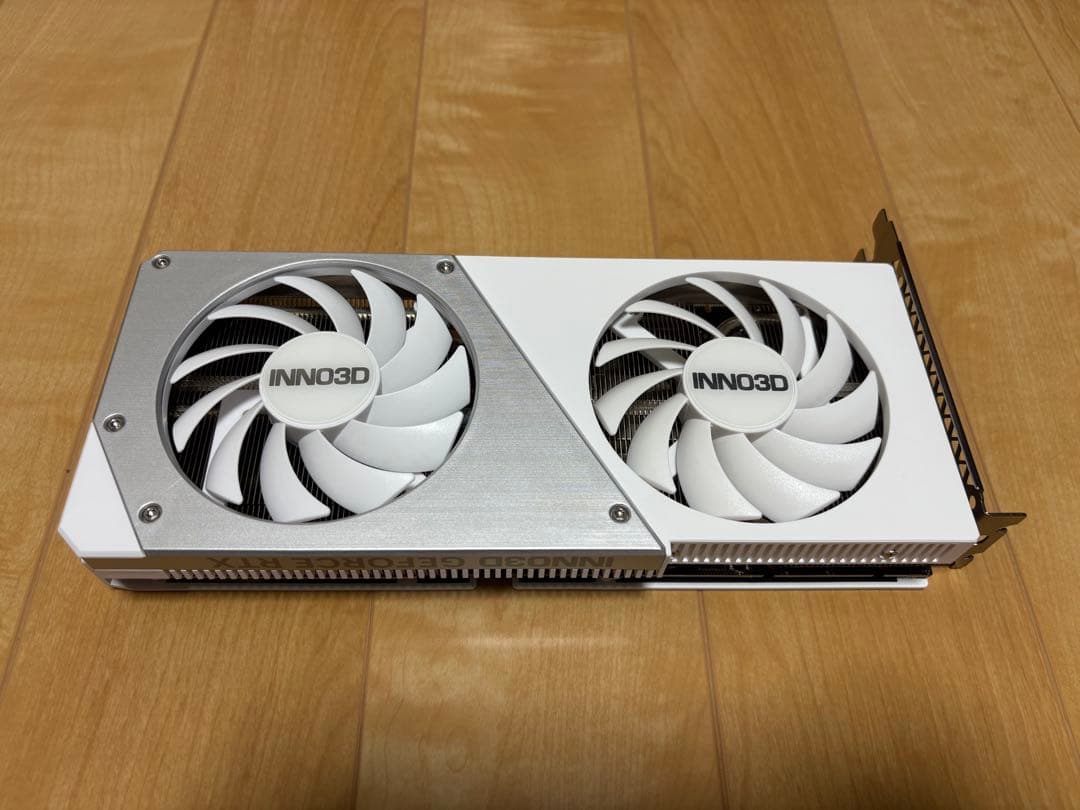 グラフィックボード・グラボ・ビデオカード INNO3D GeForce RTX4060Ti White