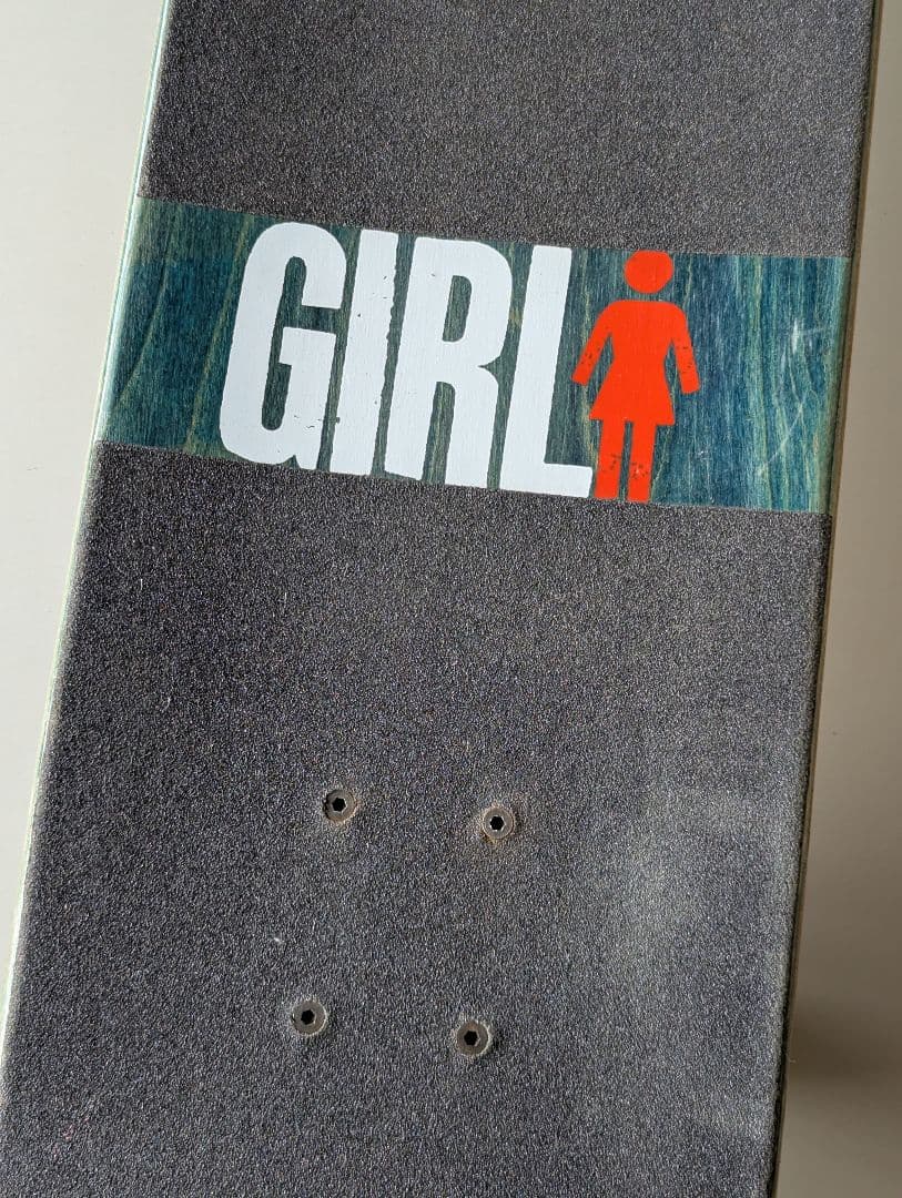 ふが様31.6 インチ（約80.3 cm）GIRL コンプリート　スケートボード