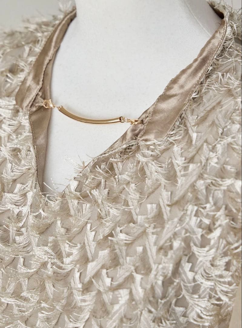 【美品未使用】niana デザインスリーブシャギードレス 結婚式