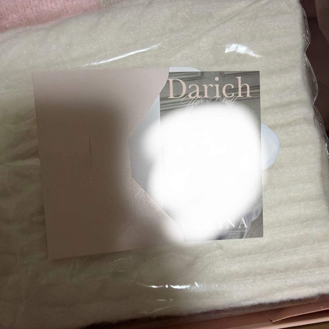 Darich ホリデーギフト当選品1レッグウォーマー 2マフラー モデルサイン付